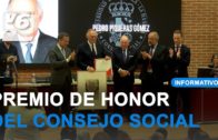 Pedro Piqueras recoge el premio de honor del Consejo Social de la UCLM