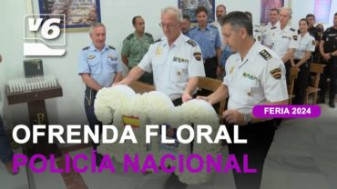 Ofrenda floral de la Policía Nacional de Albacete a la Virgen de los Llanos