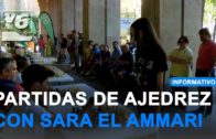 Partidas simultáneas de ajedrez en los soportales del Ayuntamiento